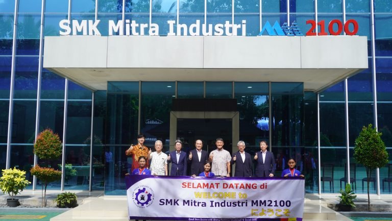 Kunjungan Kagawa Bank Diwarnai Sambutan Hangat dan Pembahasan Program CSR